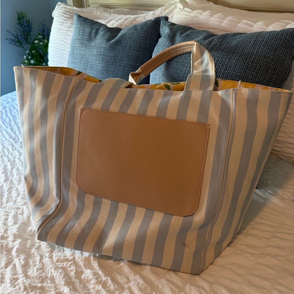 Poppy & Peonies Amalfi Stripe Beach Bound Tote - Picture 2 of 7